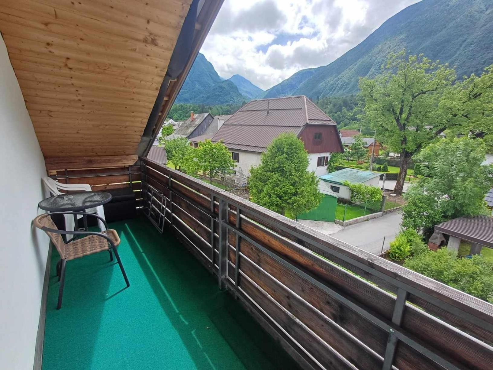 Apartmaji Slatenik Bovec Esterno foto