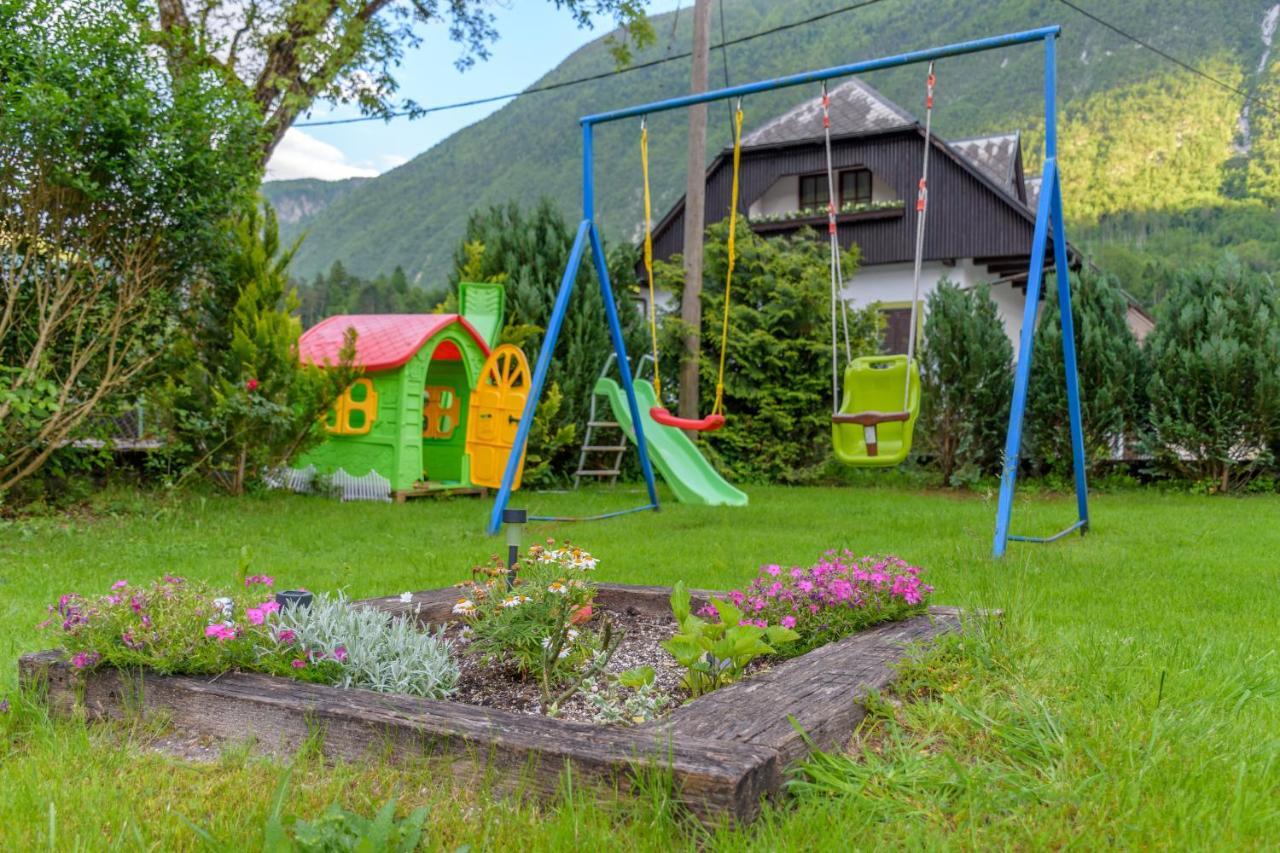 Apartmaji Slatenik Bovec Esterno foto
